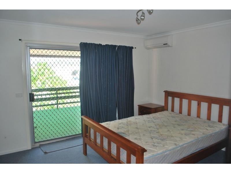 4/7 William Street, Nambour QLD 4560