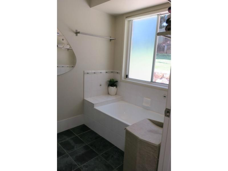 24 TARONGA Place, Palmwoods QLD 4555