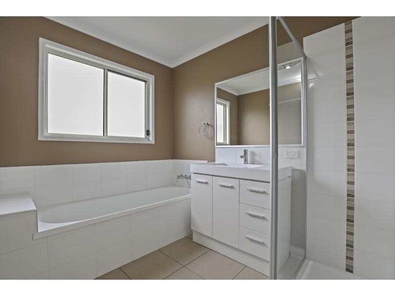 7 Tuckers Creek Drive, Nambour QLD 4560