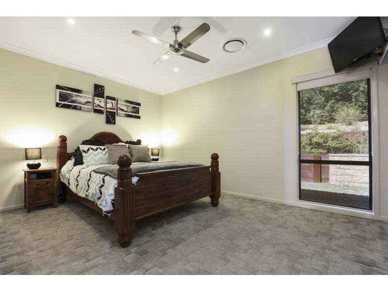 86 Plantation Rise Drive, Woombye QLD 4559