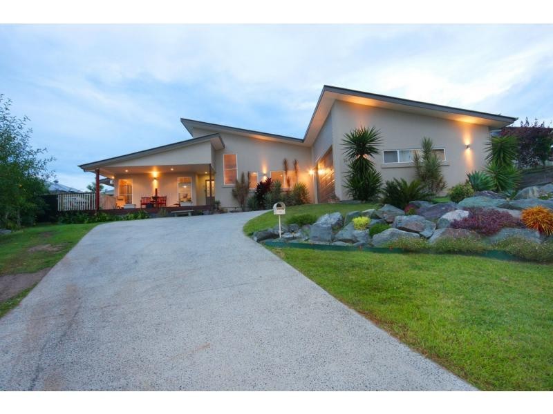 14 Bright Court, Burnside QLD 4560