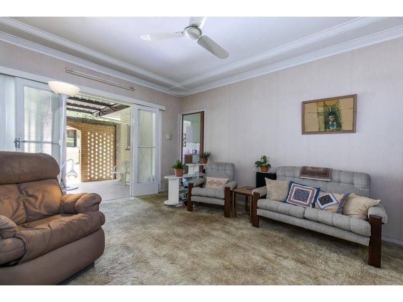 4 Dinmore Street, Woombye QLD 4559