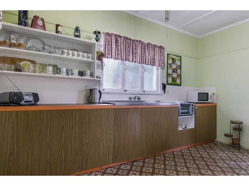 4 Dinmore Street, Woombye QLD 4559