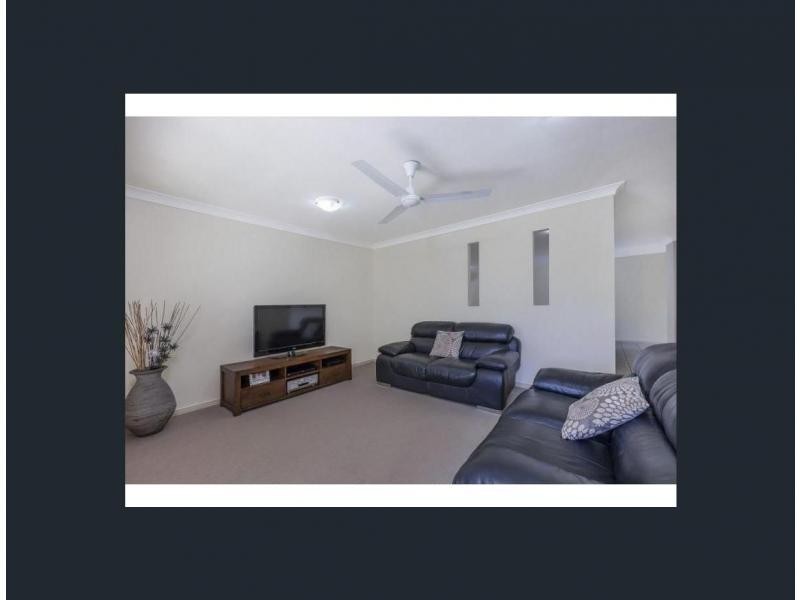 17 Robertson Drive, Burnside QLD 4560
