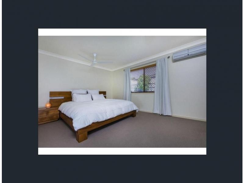17 Robertson Drive, Burnside QLD 4560