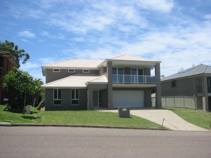 27 Camberwarra Drive, NSW, Belmont North NSW 2280