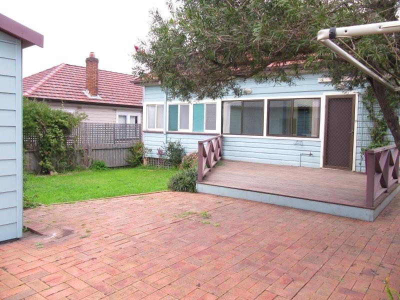 Mayfield West NSW 2304
