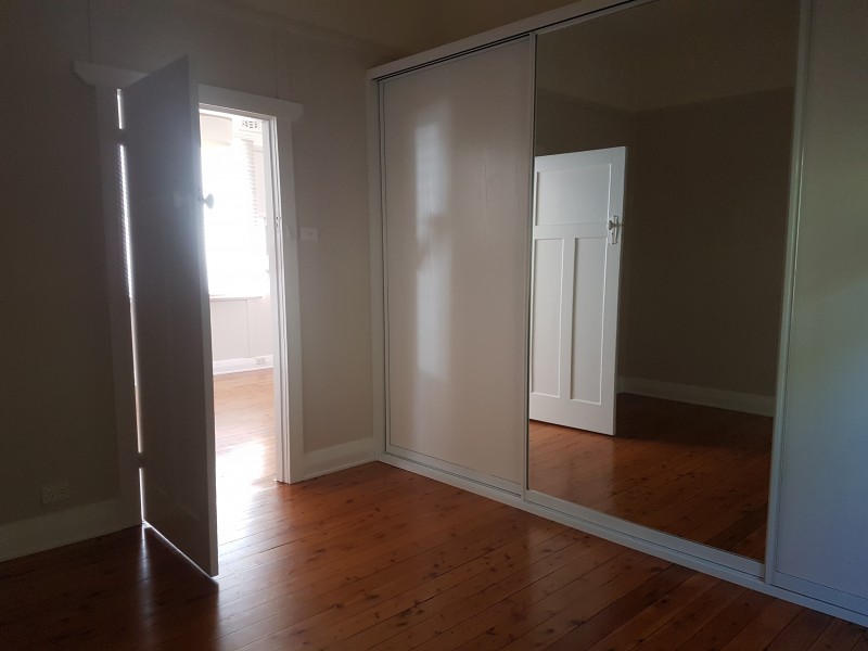 5 Lorna St, Waratah NSW 2298