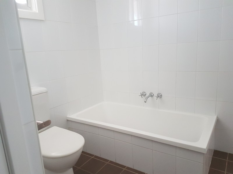 5 Lorna St, Waratah NSW 2298