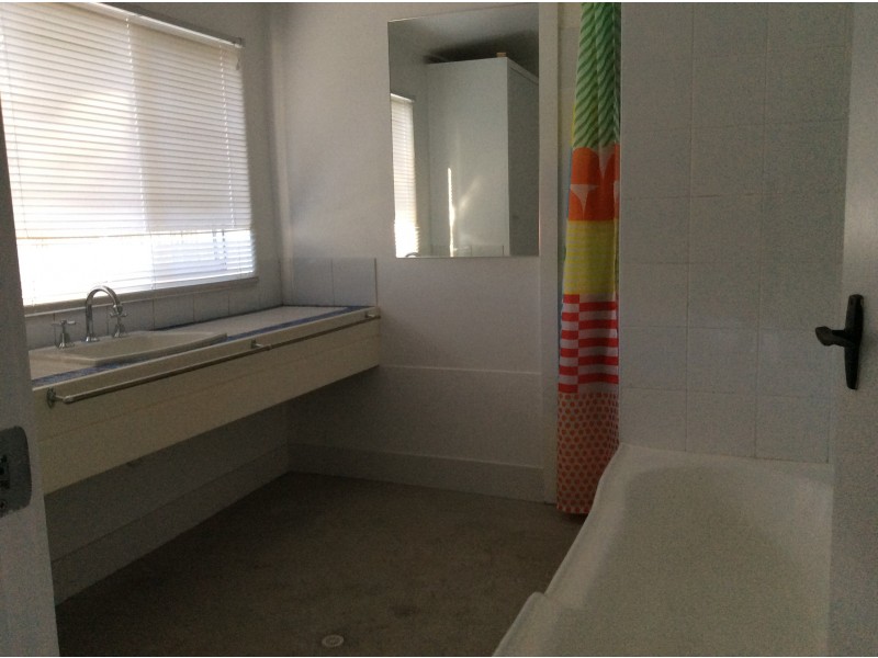 44 Morgan St, Islington NSW 2296