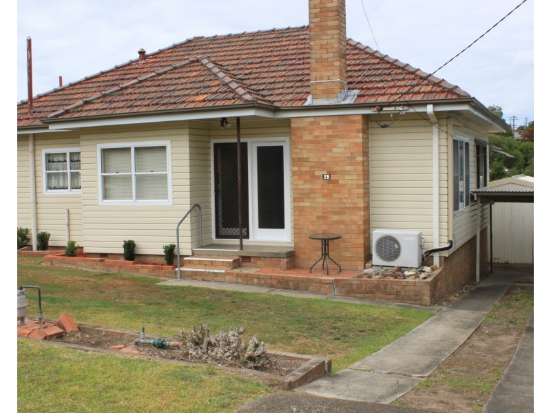 29 Waller St, Shortland NSW 2307