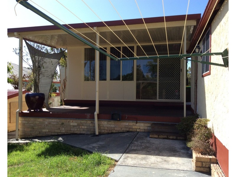 11 Perks St, Wallsend NSW 2287