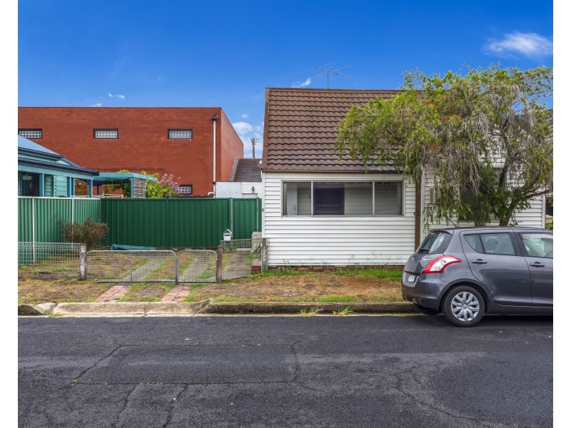 8 Watson St, Islington NSW 2296