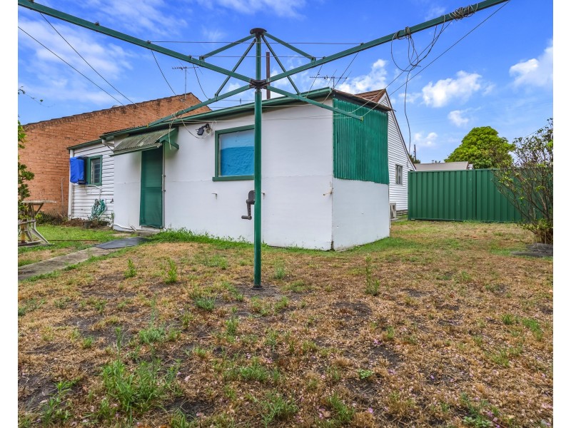 8 Watson St, Islington NSW 2296