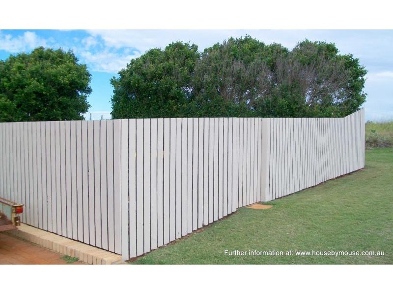 158 The Esplanade, Elliott Heads QLD 4670