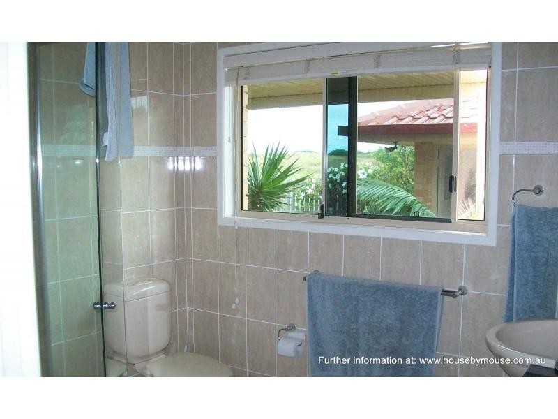 158 The Esplanade, Elliott Heads QLD 4670