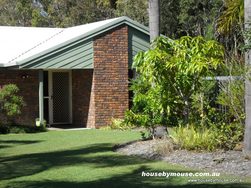 8 Andrea Court, Kawungan QLD 4655