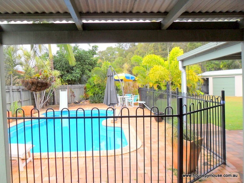 8 Andrea Court, Kawungan QLD 4655