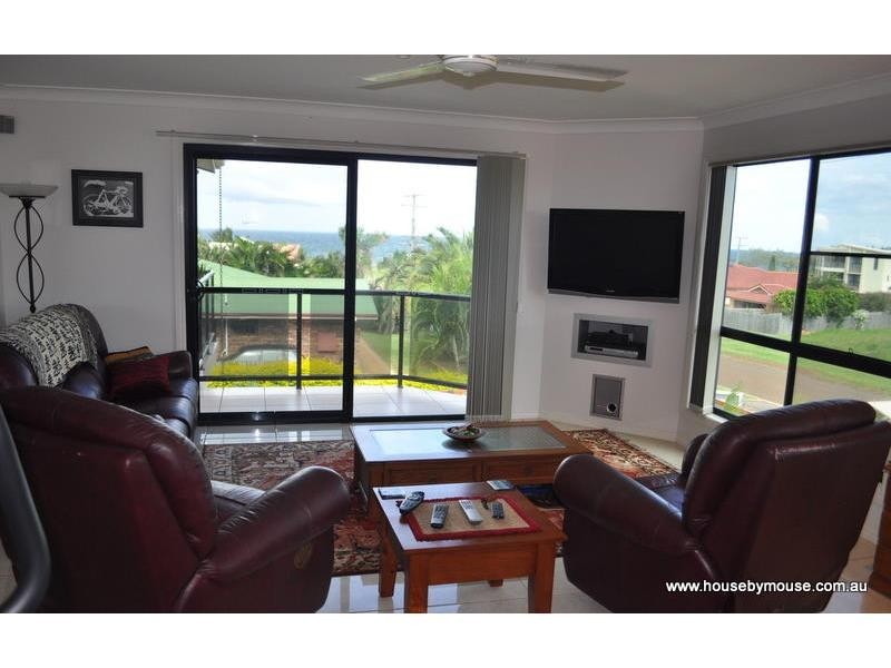199 Atkinsons Road, Elliott Heads QLD 4670
