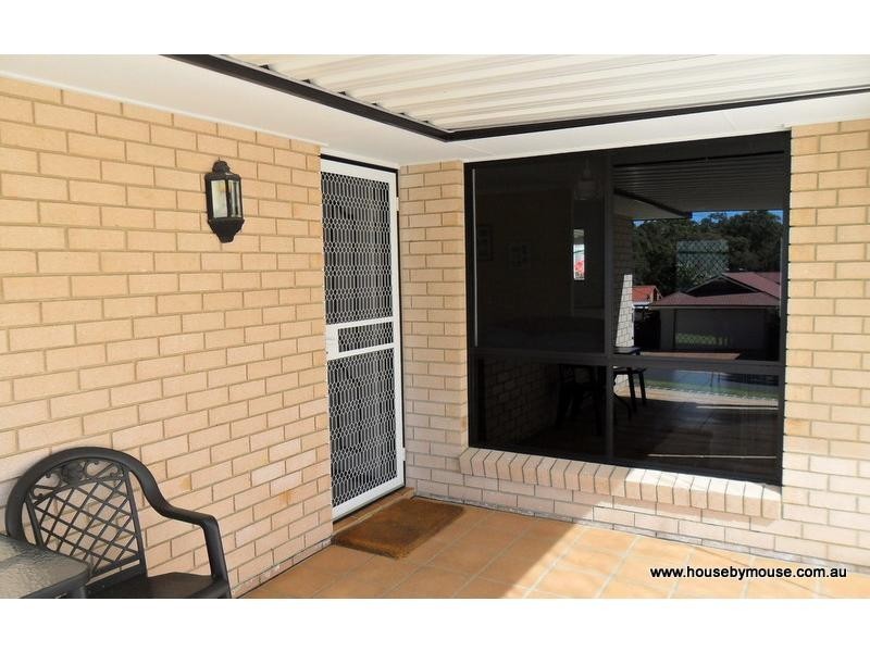 15 Barry Street, Torquay QLD 4655
