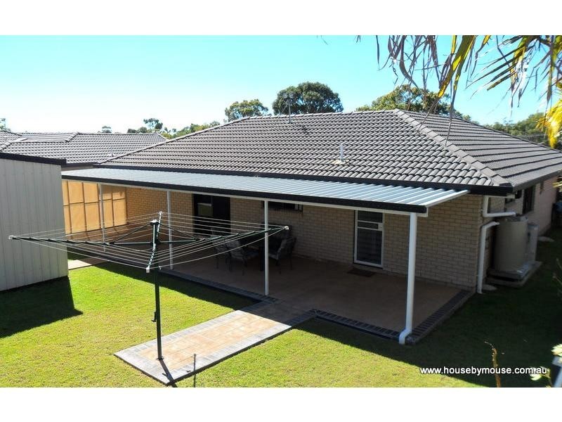 15 Barry Street, Torquay QLD 4655