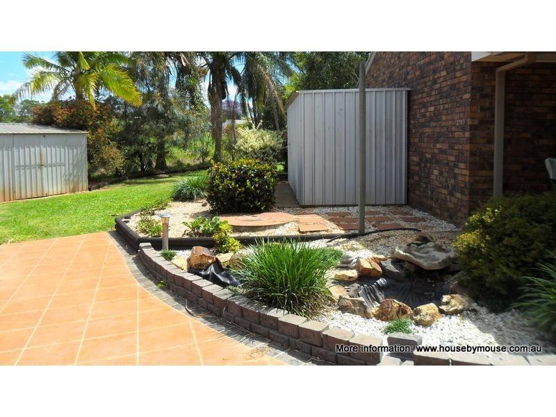 16 Station Road, Childers QLD 4660