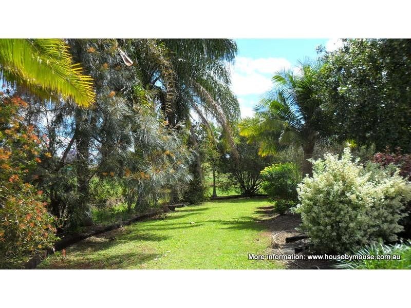 16 Station Road, Childers QLD 4660
