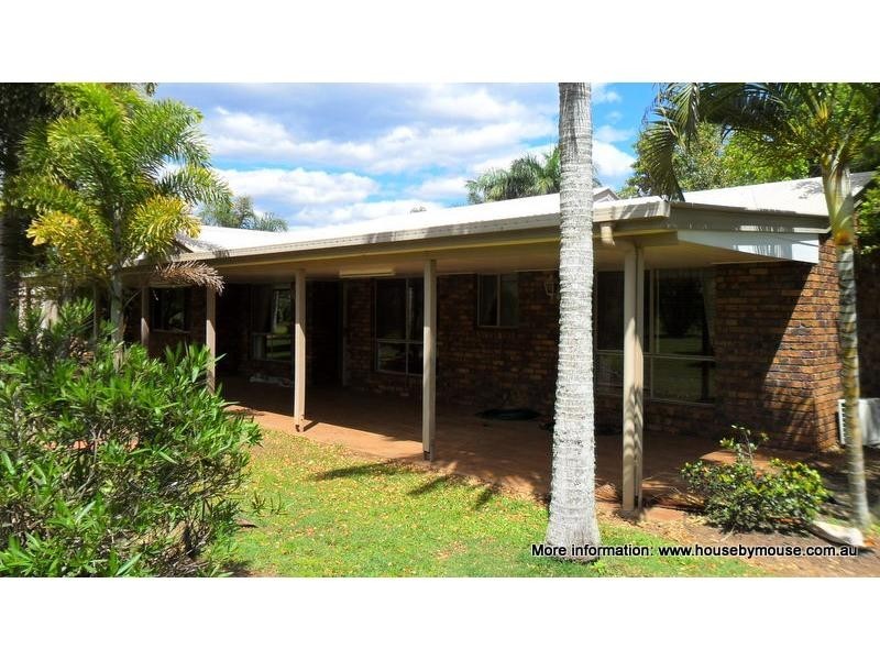 16 Station Road, Childers QLD 4660