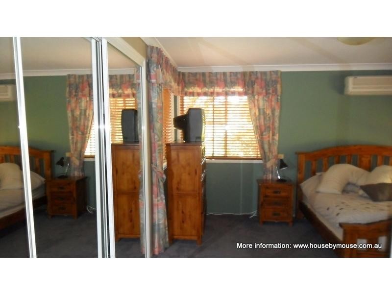 16 Station Road, Childers QLD 4660