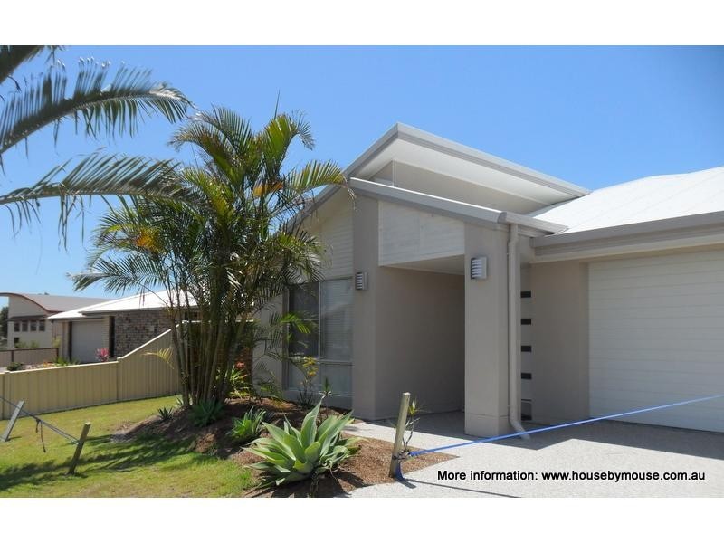 5 Honey Myrtle Close, Burrum Heads QLD 4659