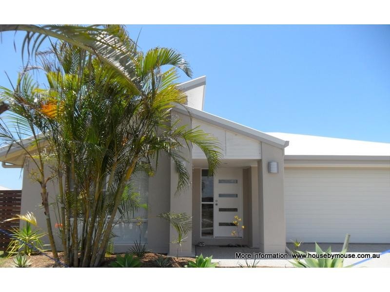 5 Honey Myrtle Close, Burrum Heads QLD 4659