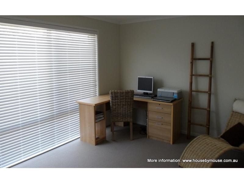 5 Honey Myrtle Close, Burrum Heads QLD 4659