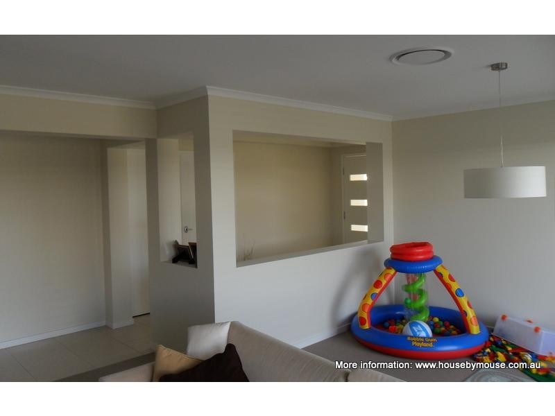 5 Honey Myrtle Close, Burrum Heads QLD 4659