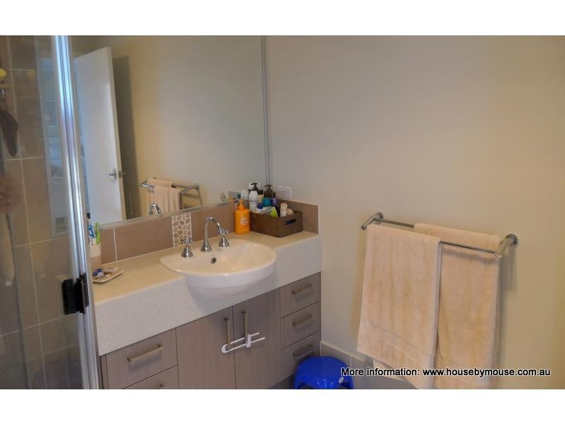 5 Honey Myrtle Close, Burrum Heads QLD 4659