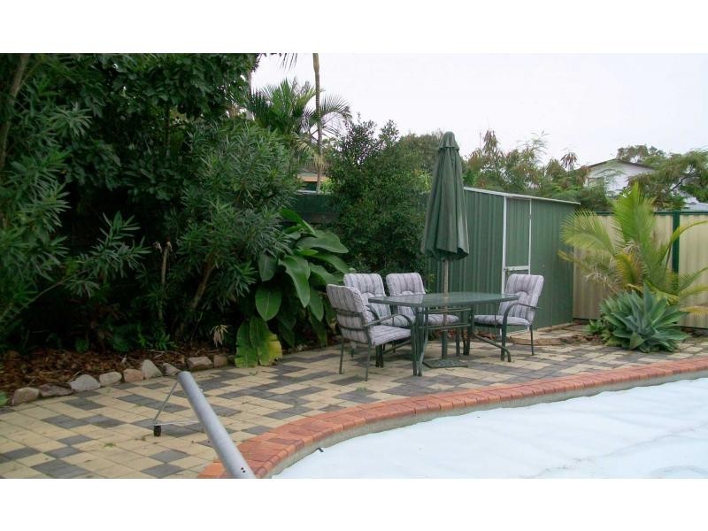 31 Saunders Street, Point Vernon QLD 4655