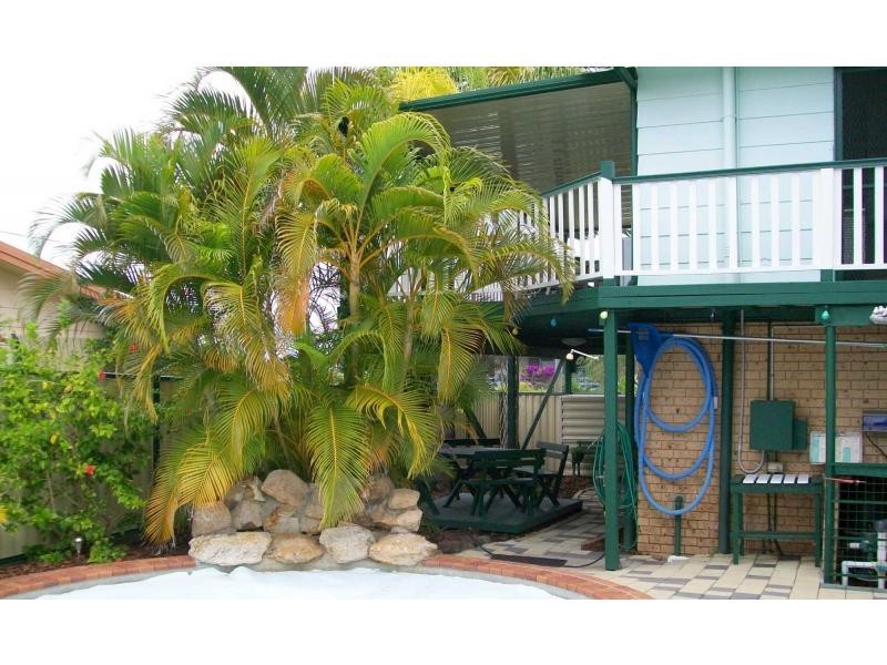 31 Saunders Street, Point Vernon QLD 4655