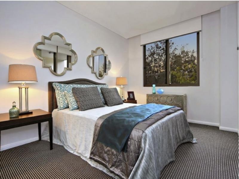 211/5 Mallards Lane, Warriewood NSW 2102