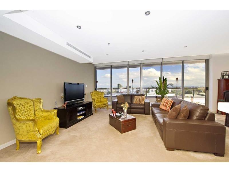 1137/4 Lachlan Street, Waterloo NSW 2017