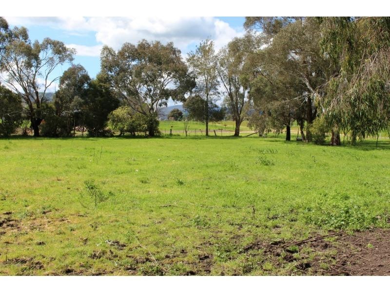 6 Hovell Street, Towong VIC 3707