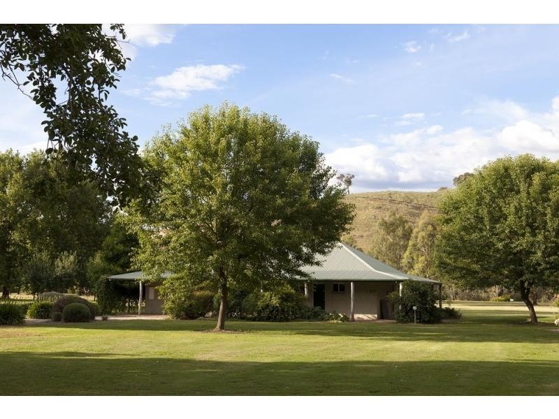 277 Holbrook Road, Jingellic NSW 2642