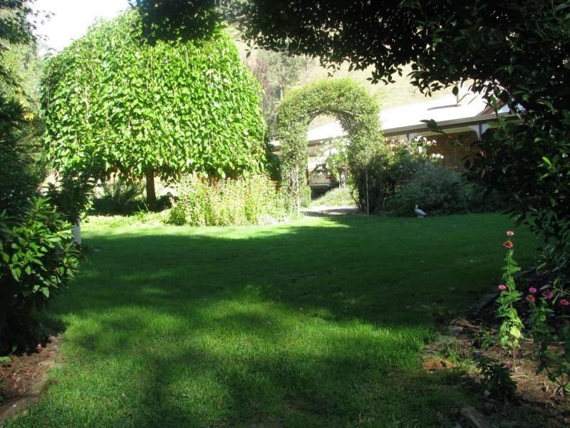 1604 Thowgla Road, Thowgla Valley VIC 3707