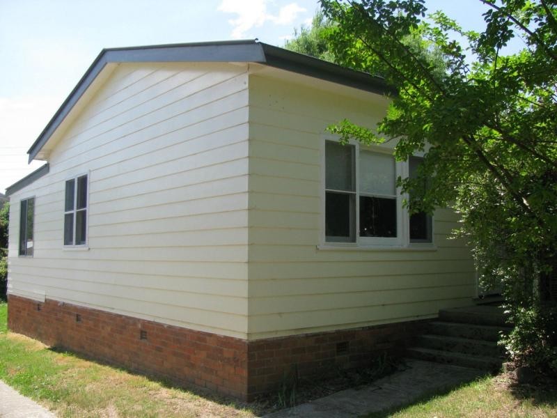 19 Read Street, Khancoban NSW 2642