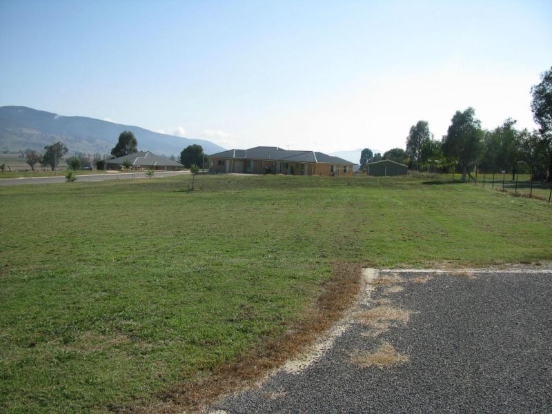 1 Walter Place, Valley View Estate, Corryong VIC 3707