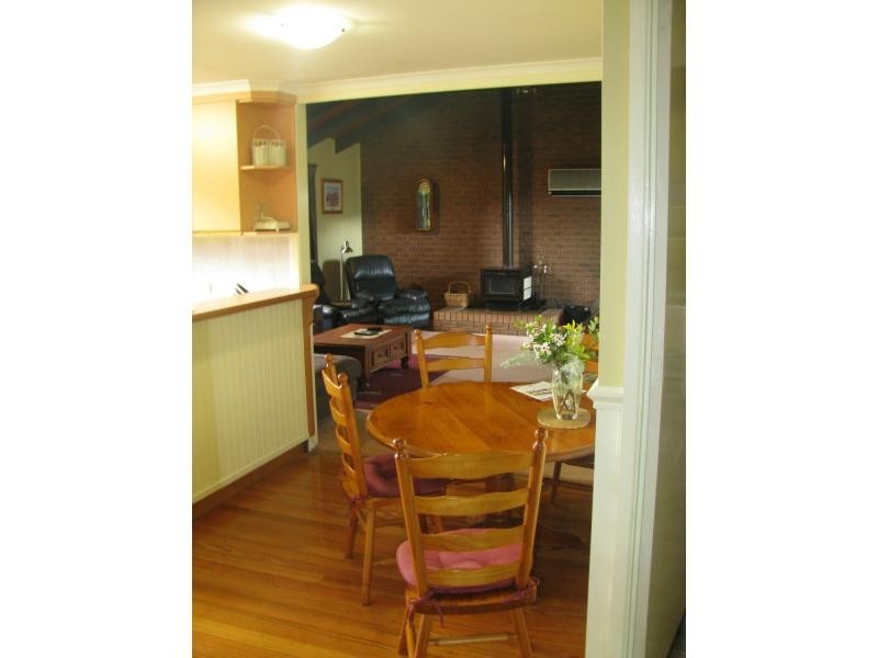 24 Bradney Street, Khancoban NSW 2642