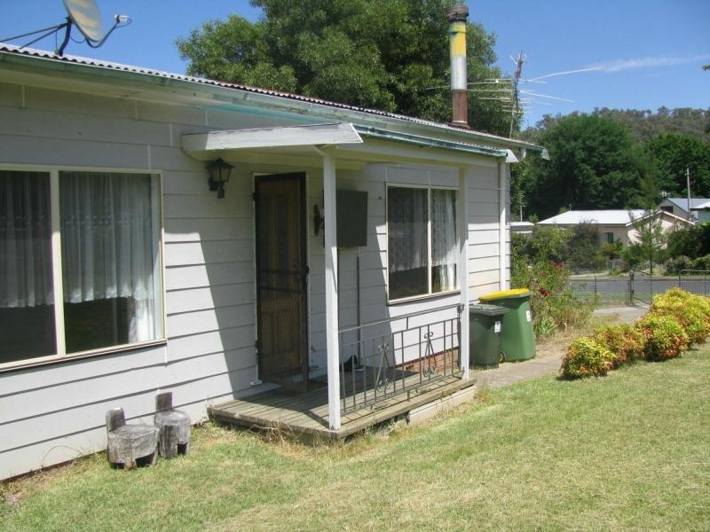 46 Mitchell Avenue, Khancoban NSW 2642