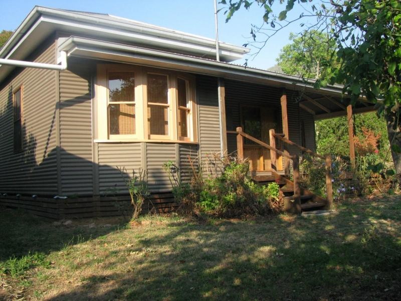 9940 Murray Valley Highway, Pine Mountain VIC 3709