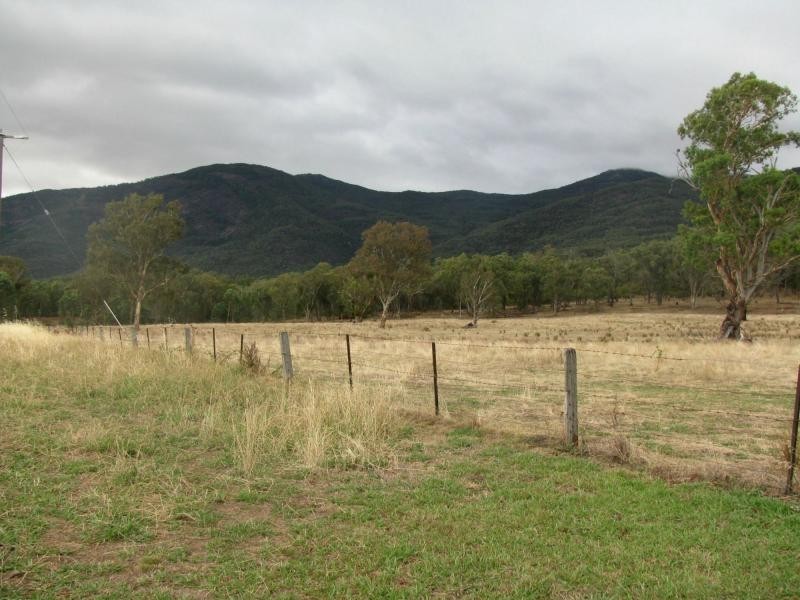 9940 Murray Valley Highway, Pine Mountain VIC 3709