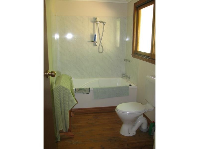 9940 Murray Valley Highway, Pine Mountain VIC 3709