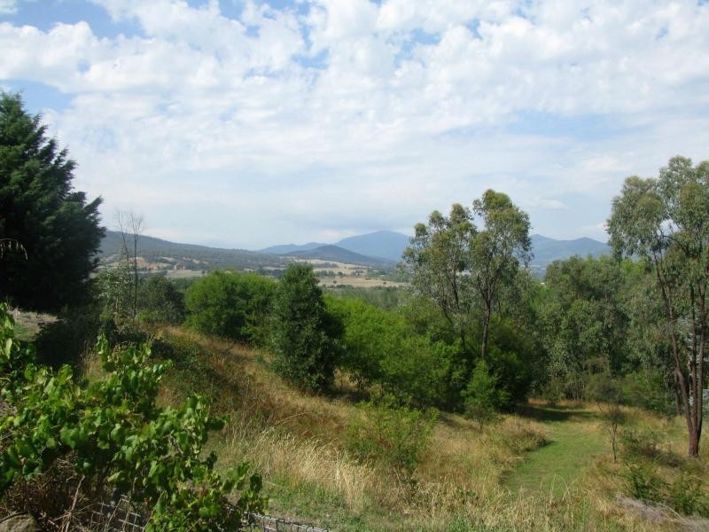 2 Whitehead Street, Khancoban NSW 2642