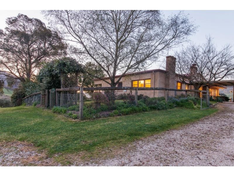 10645 Murray River Road, Tintaldra VIC 3708